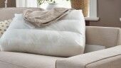 Подушки для диванів — фото